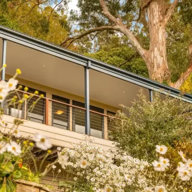 Charming front view of Olinda accommodation