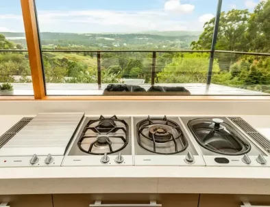 Cooktop in luxurious accommodation in Olinda